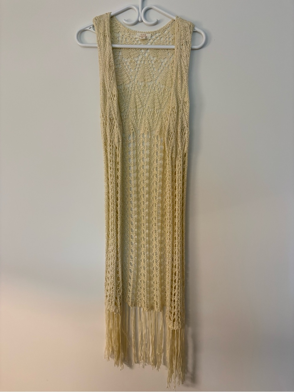 Sun & Shadow Crochet Fringe Vest in Cream